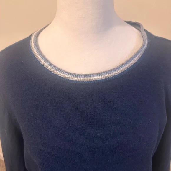 Faherty Surf Sweater Mist Stripe Organic Cotton Navy Blue Size Medium - Picture 2 of 7
